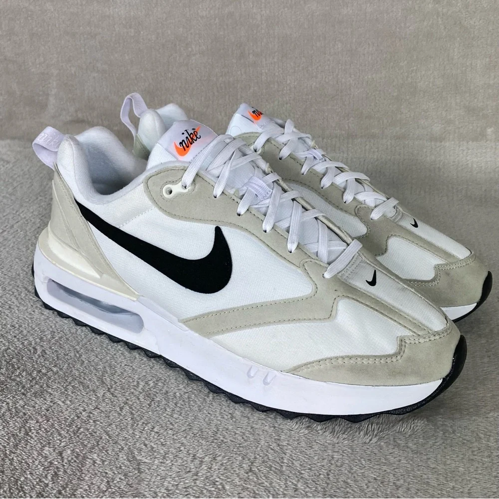 Nike Air Max Dawn Men's Running Shoes Size 10.5 White LIght Bone Sneakers NEW